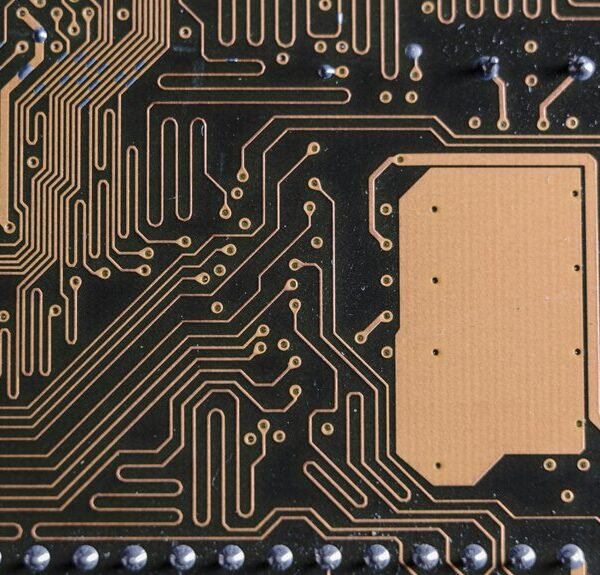 Macro-Commercial Signal Overview for 611748200, 570004500, 662900638, 935959833, 120409300, 3330702721